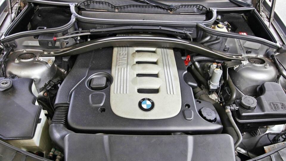 Двигатель бмв е70 3.0 дизель. M57 BMW двигатель. BMW x3 m54. BMW e70 m57 двигатель. Двигатель БМВ м57 3.0 дизель.