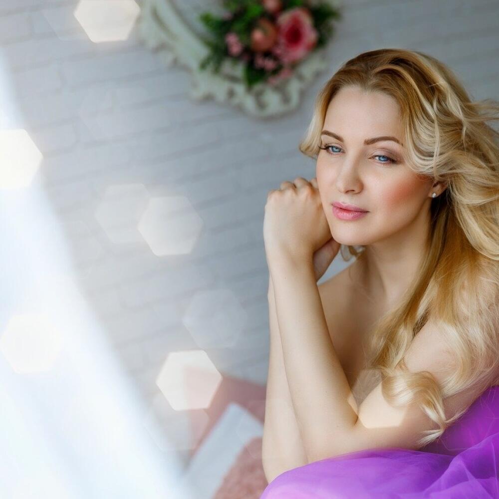 Žena