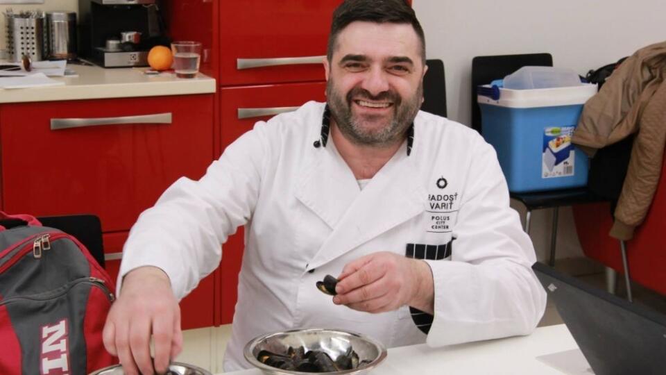 2. Vincenzo je vždy veselý a pohodový