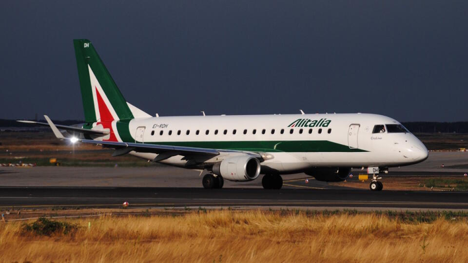 Embrer talianskej spoločnosti Alitalia Express