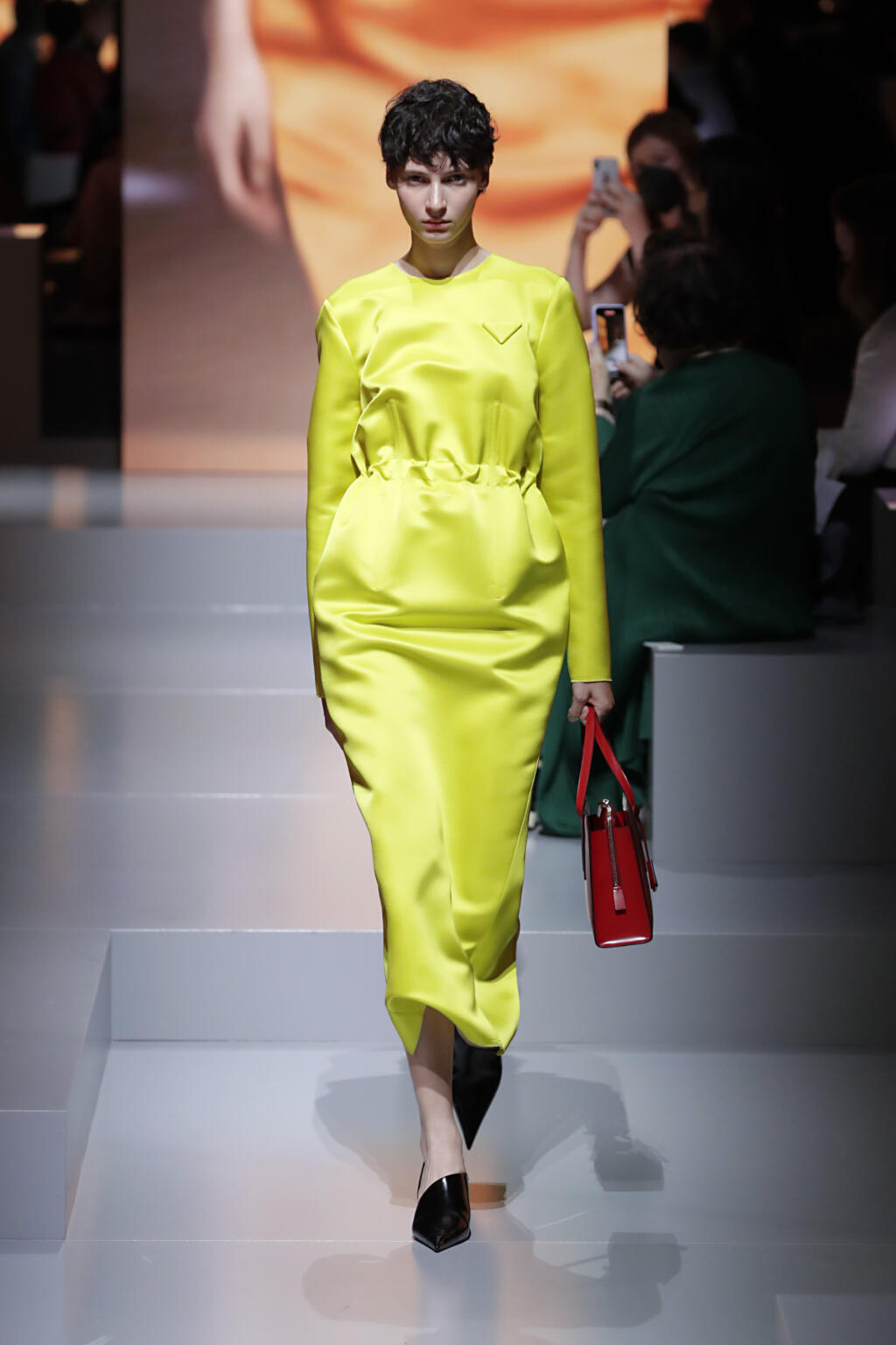 Prada kolekcia jar/leto 2022.