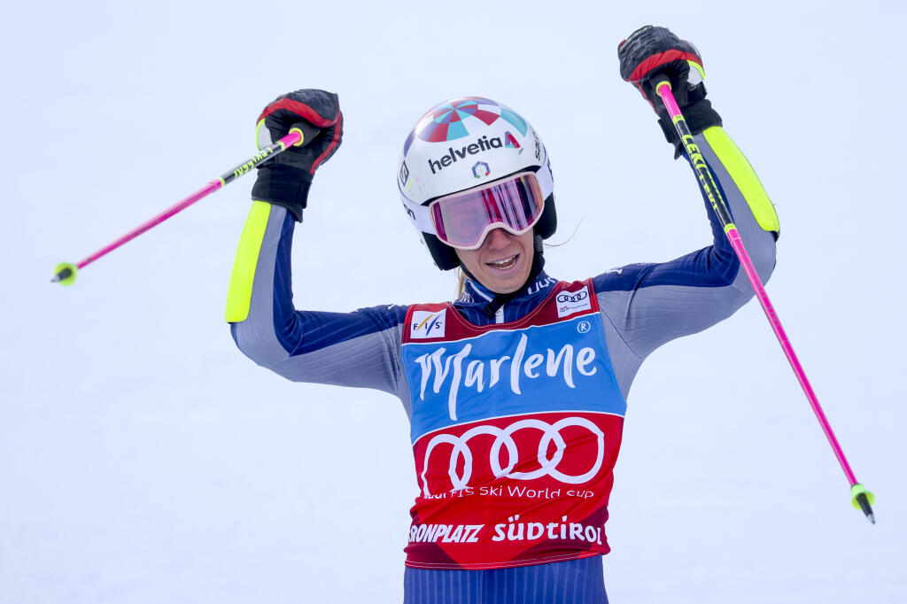 Desiatku najlepšie platených lyžiarok uzatvára známa talianska lyžiarka Marta Bassinová.