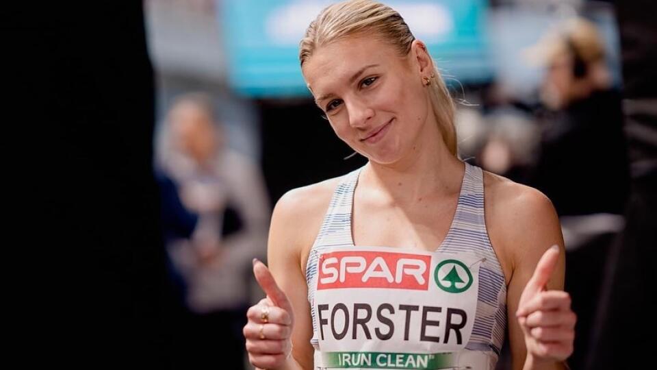 Viky Forster.