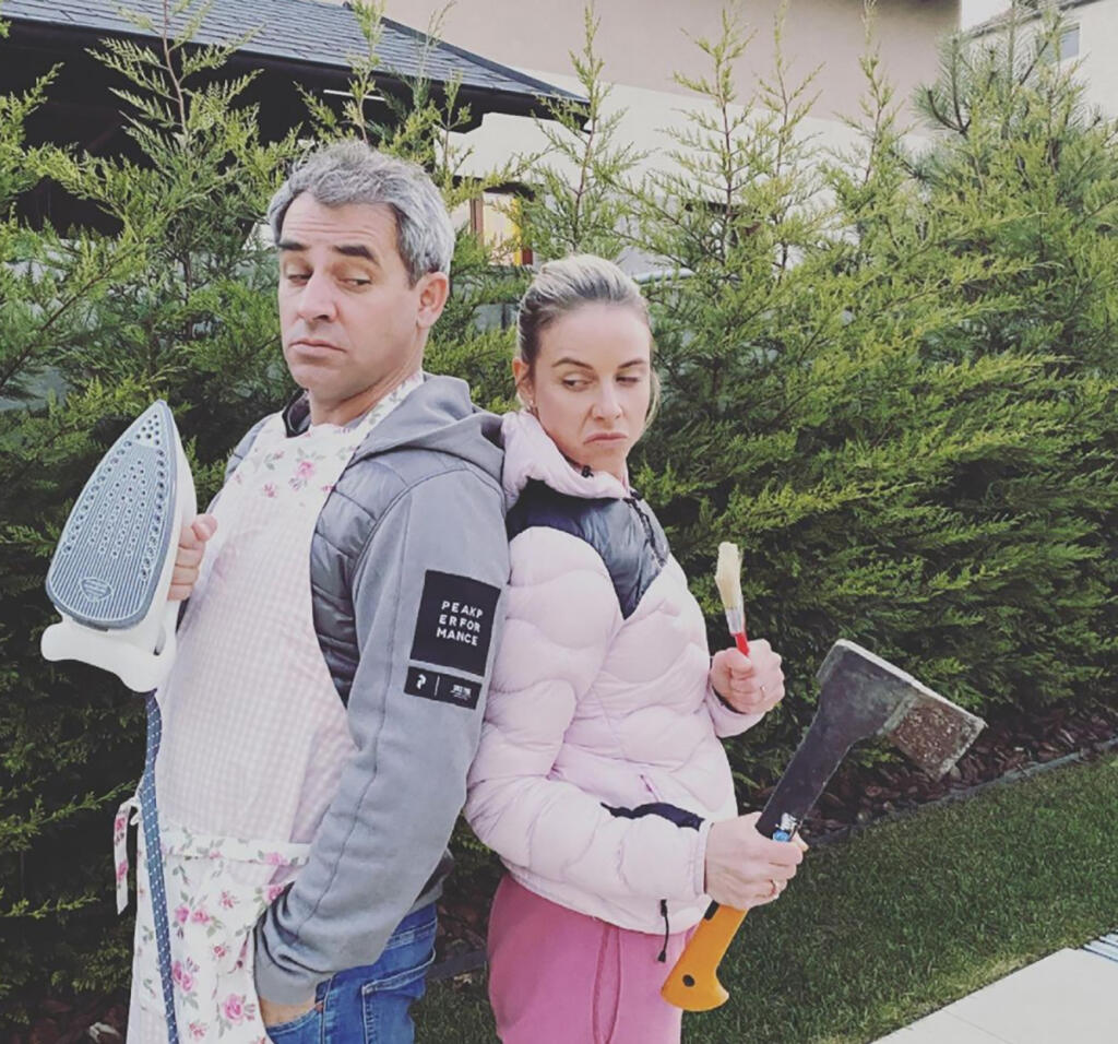 FILIP TŮMA (43) A NELA POCISKOVÁ (30)