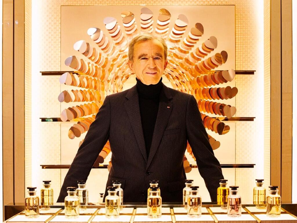 Francúz Bernard Arnault vystriedal na poste najbohatšieho muža sveta Elona Muska.