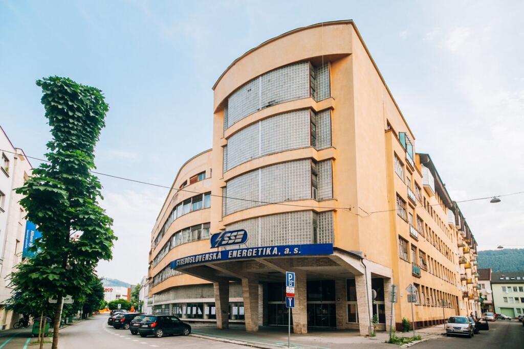 Elektrárne Žilina - súčasný stav funkcionalistickej hlavnej administratívnej budovy