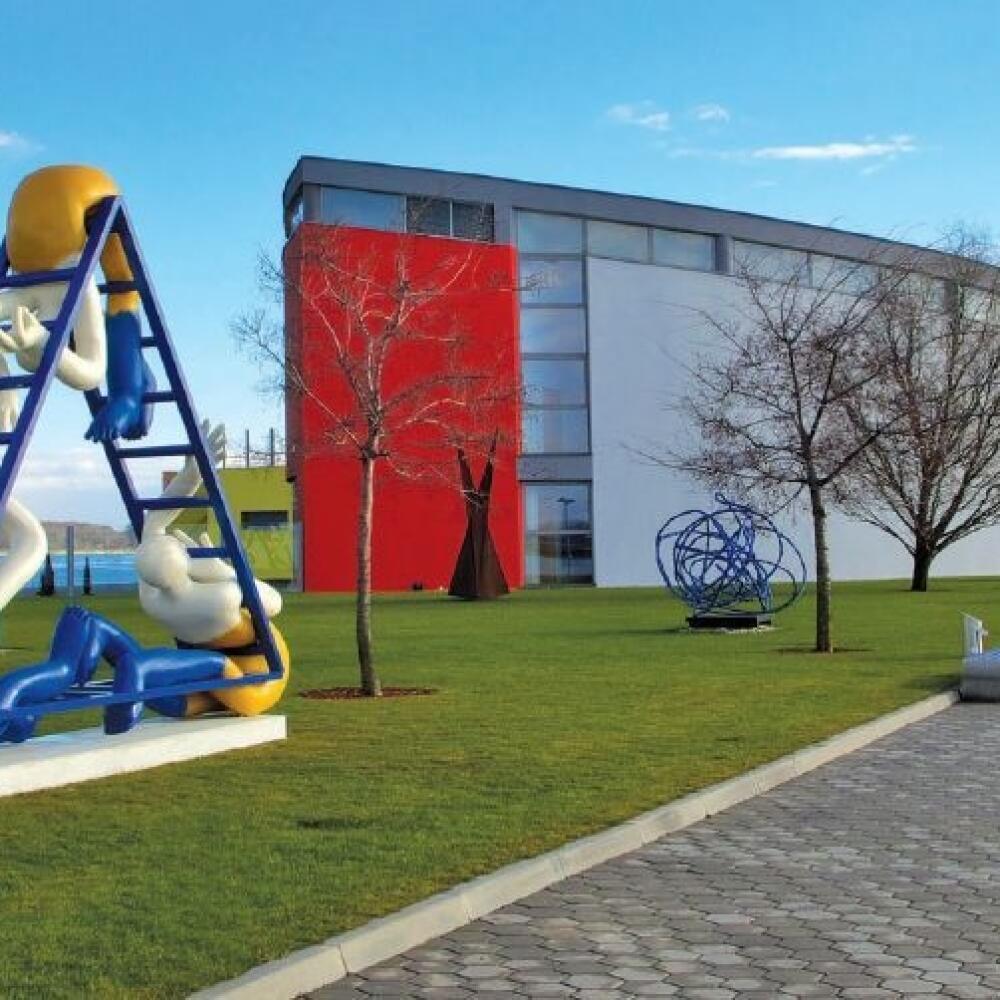 Múzeum postavili podľa projektov architekta Petra Žalmana.