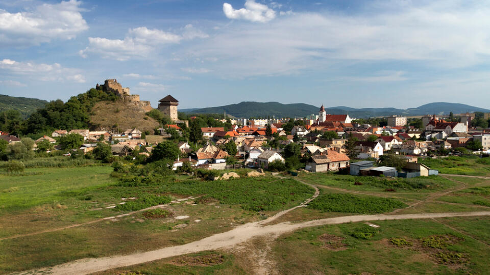 Filakovo,Town,Panorama,With,A,Castle,From,The,13th,Century,