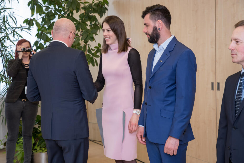 Petra Vlhová na ministerstve obrany v roku 2019 mala na sebe šaty, ktoré si obliekla aj dva roky predtým.