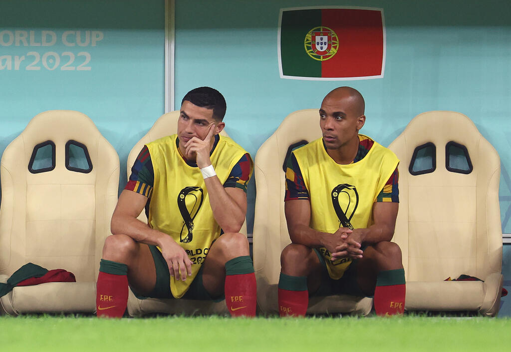 Ronaldo sa v osemfinále MS nezmestil do základnej zostavy Portugalska. Proti Švajčiarsku začal na lavičke náhradníkov.