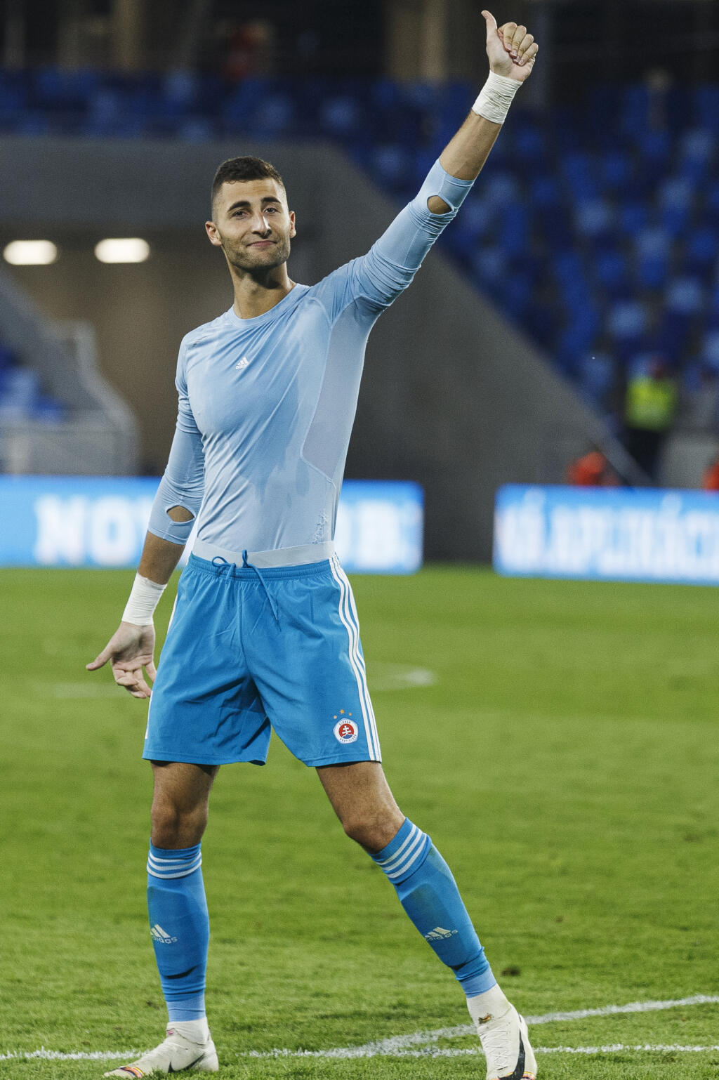 Na snímke Dominik Greif po skončení zápasu Playoff Európskej ligy vo futbale medzi ŠK Slovan Bratislava a gréckym klubom Paok FC.