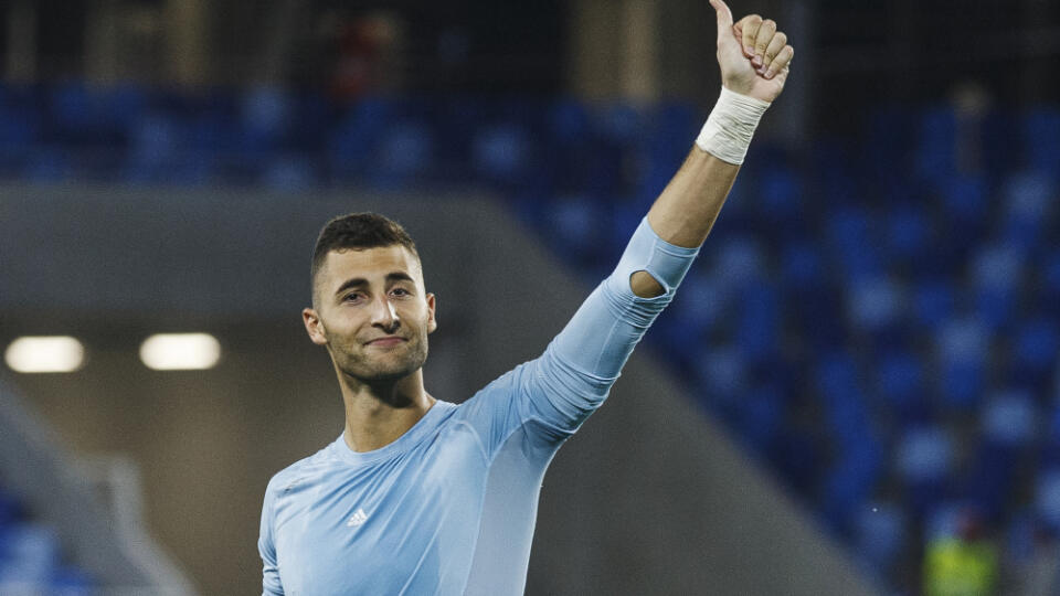 Na snímke Dominik Greif po skončení zápasu Playoff Európskej ligy vo futbale medzi ŠK Slovan Bratislava a gréckym klubom Paok FC.