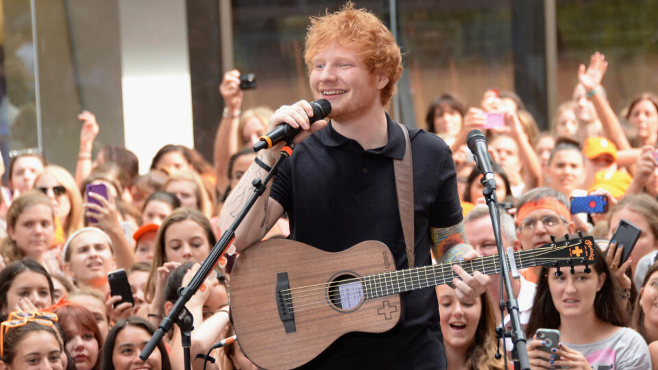 Spevák Ed Sheeran síce nemá ešte ani 30 rokov, no už teraz je pánom 27 nehnuteľností v Londýne aj mimo neho.