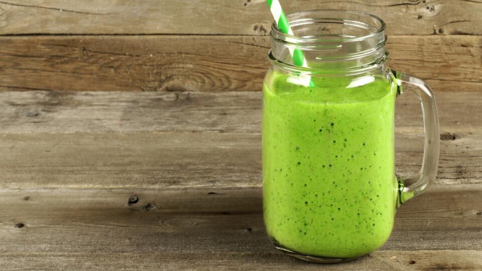 Zelené smoothie je skvelé na začatie dňa.