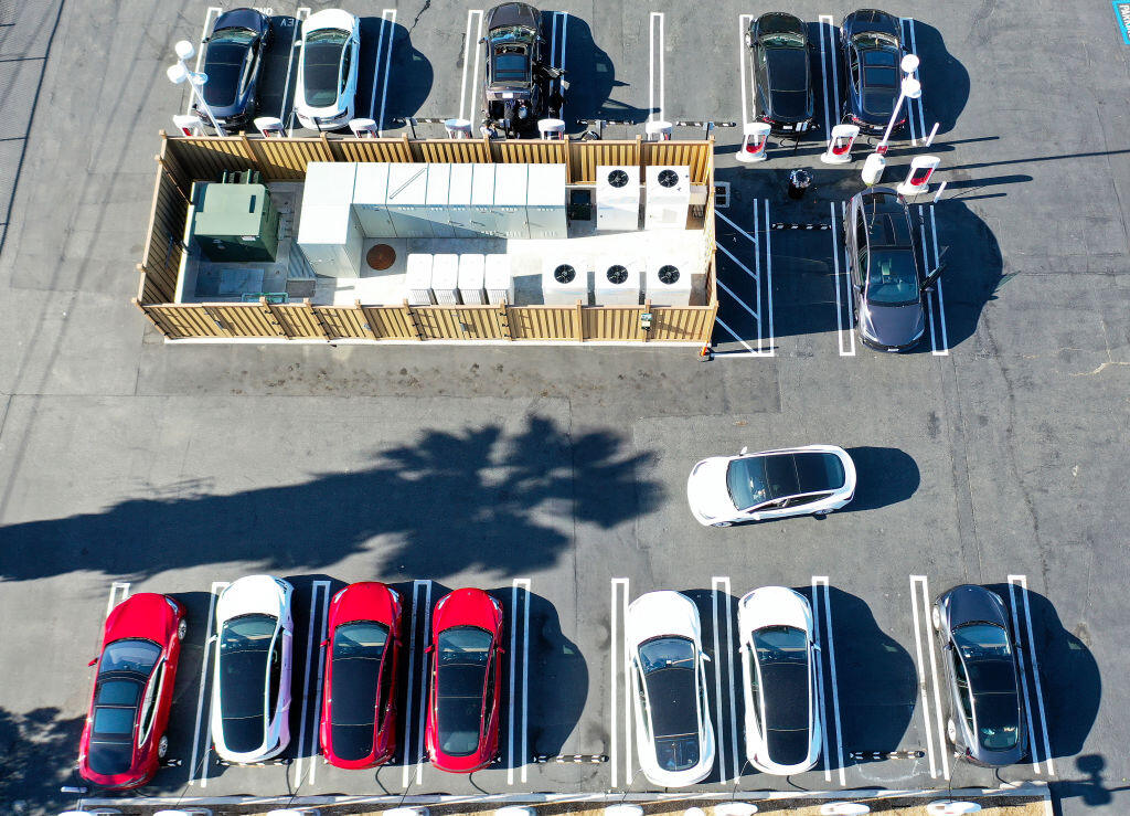 California Aims To Ban Gas Powered Cars By 2035