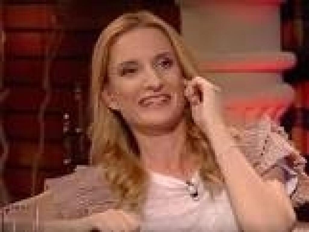 Adela a jej bývalý úsmev.