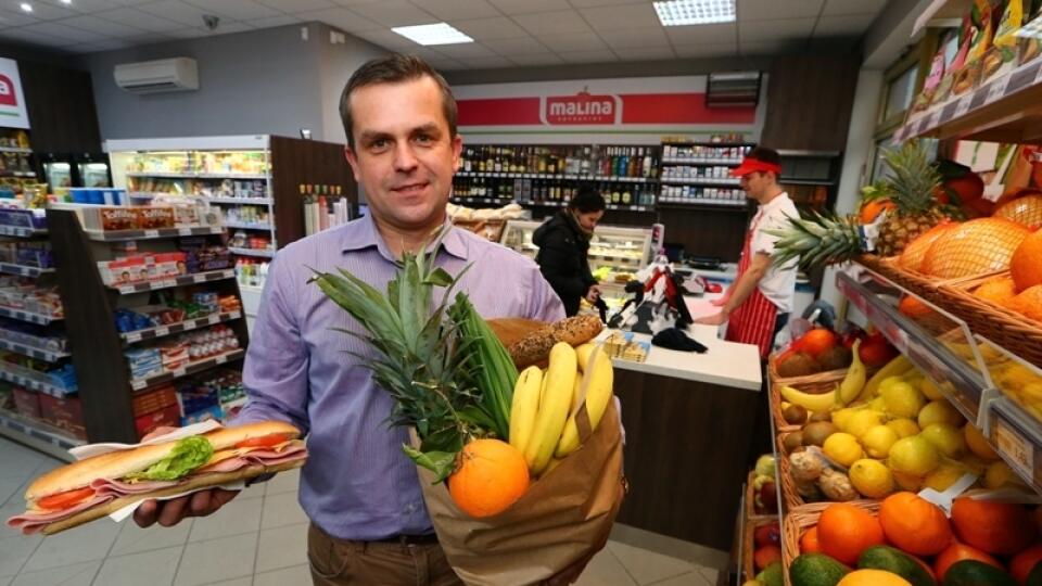 JOZEF BERKO: Majiteľ malých potravín v Bratislave.