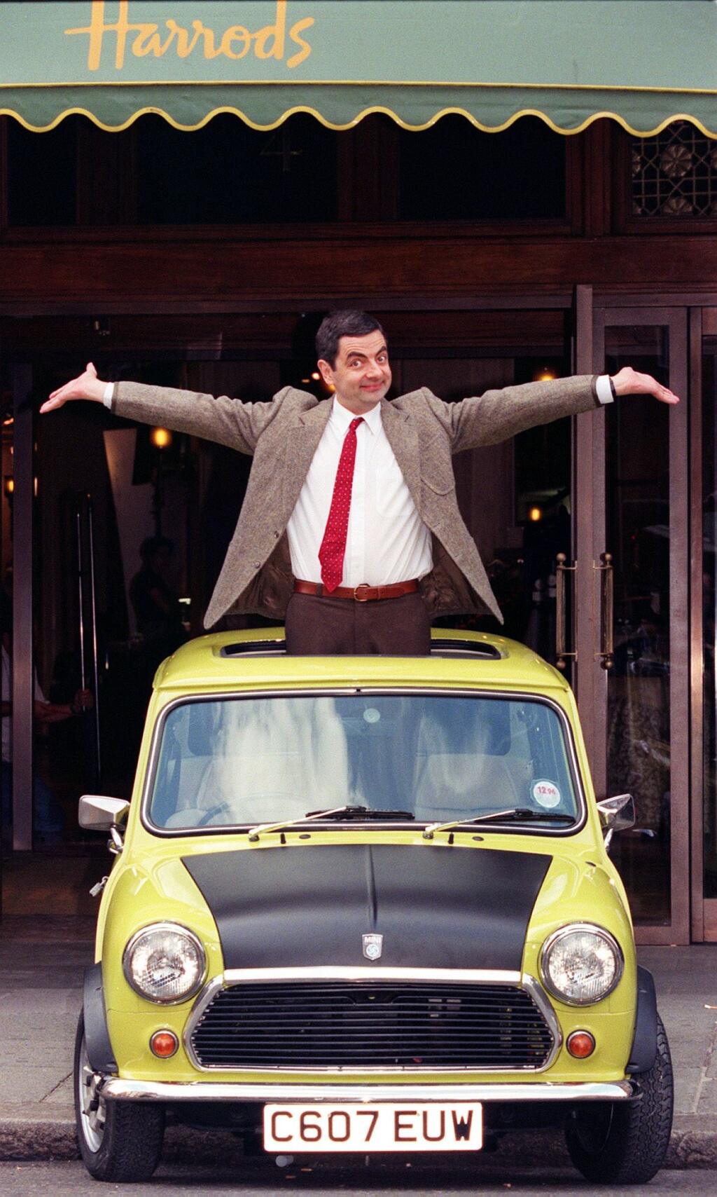 Бин машин. Mini Cooper Mr Bean. Мини Купер мистера Бина. Mini Cooper Mister bin. Роуэн Аткинсон.