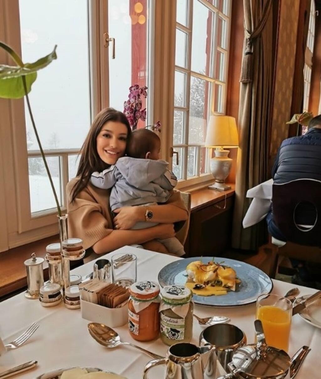 Jasmina a malý Sanel