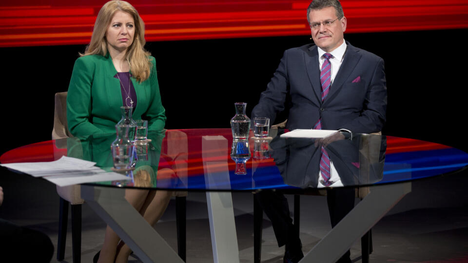 Kandidát na prezidenta Maroš Šefčovič a Zuzana Čaputová na debate v RTVS