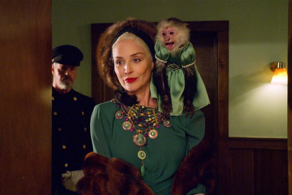 Sharon Stone ako Lenore Osgood.