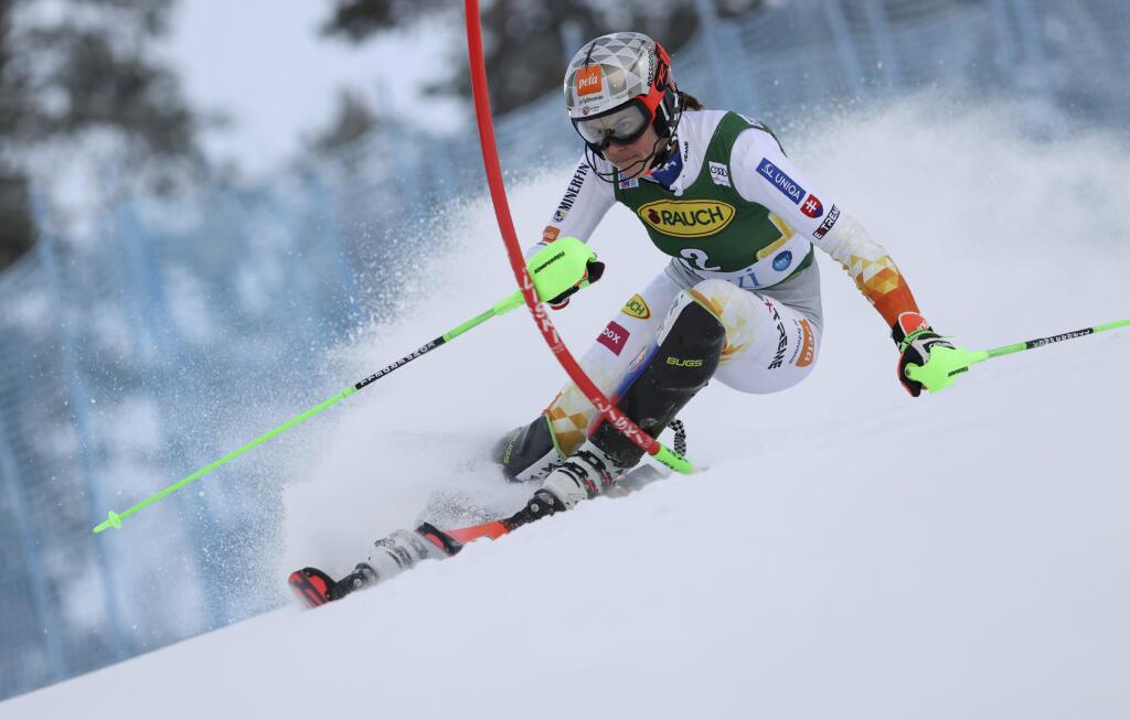 Slovenka Petra Vlhová počas 2. kola slalomu Svetového pohára alpských lyžiarok vo fínskom Levi.