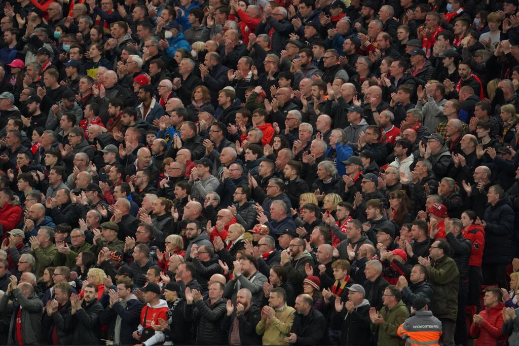 Liverpool (v červenom) zvíťazil na United 4:0