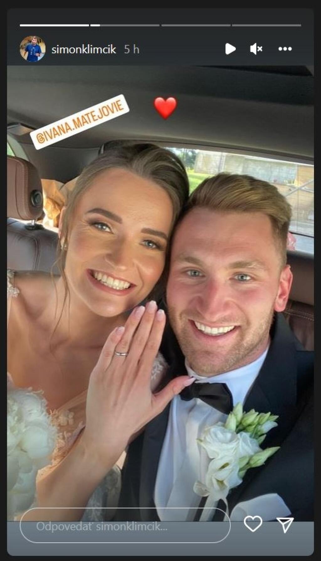 Šimon Klimčík zdieľal zábery zo svadby na svojom instagrame. Kondičný tréner si zobral priateľku Ivanu.