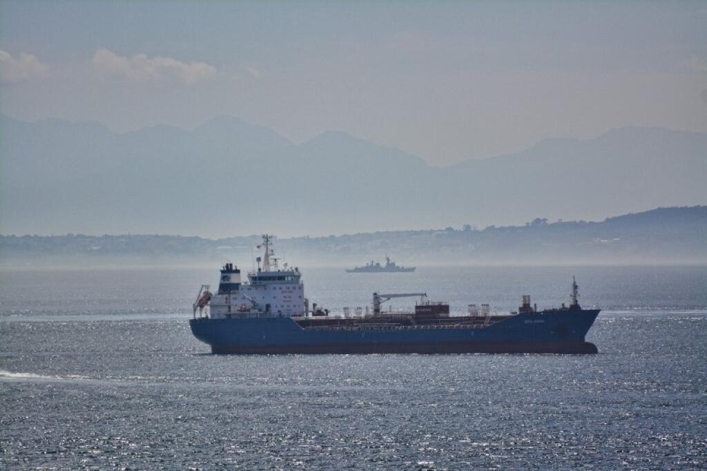 Ropné tankery premávajúce cez Gibraltár sú v hľadáčiku teroristov.