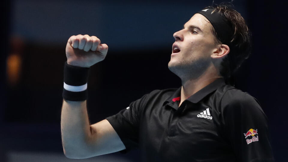 WA 30 Londýn - Rakúsky tenista Dominic Thiem sa teší po výhre nad Španielom Rafaelom Nadalom v zápase skupiny s názvom Londýn 2020 na turnaji majstrov v Londýnev utorok 17. novembra 2020. Thiem ako nasadená trojka zdolal dvojku