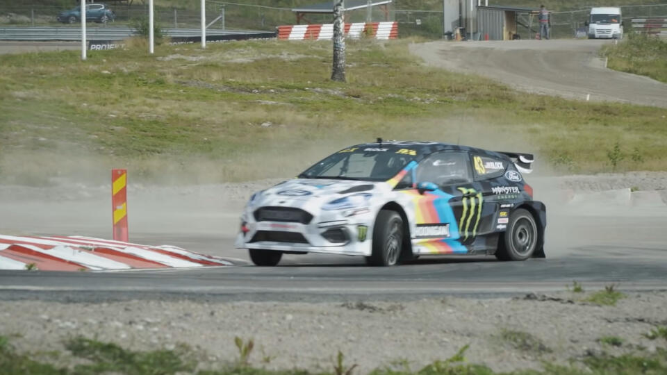 Ken Block a Ford Fiesta ERX.