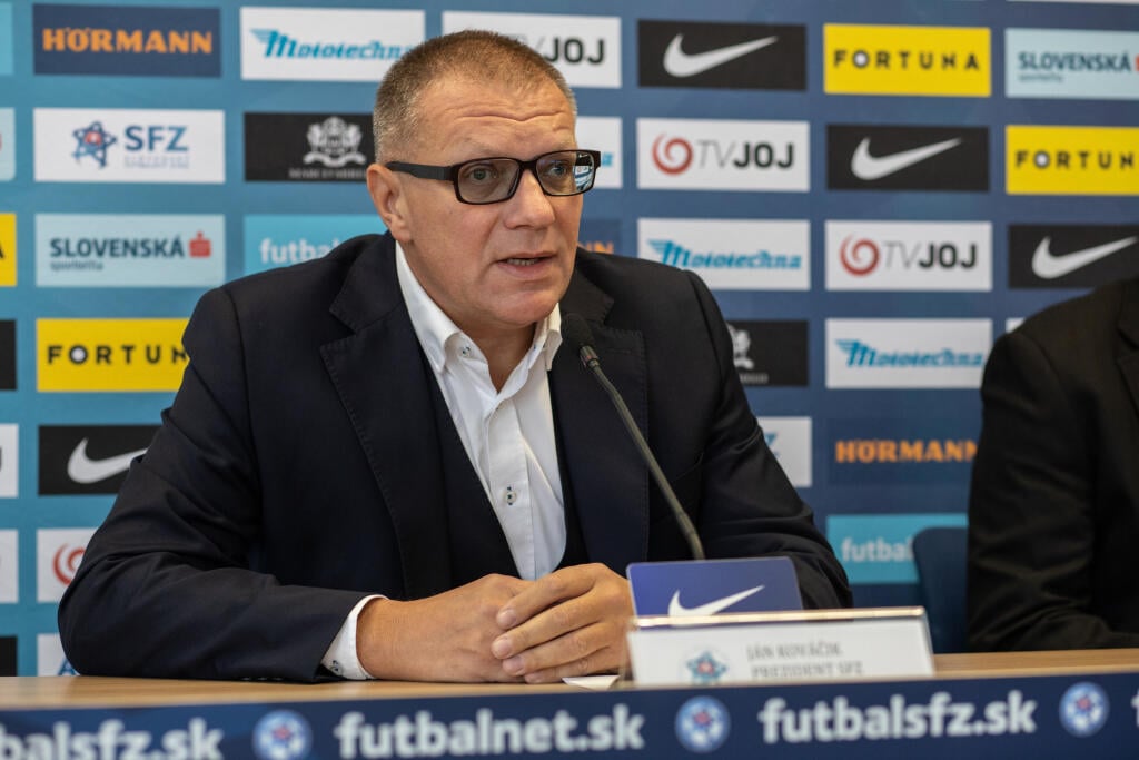 Prezident Slovenského futbalového zväzu (SFZ) Ján Kováčik v reakcii na kauzu uviedol, že previnilci nedostanú v nasledujúcom kvalifikačnom cykle reprezentačné odmeny v prípade, že budú nominovaní. Financie budú presunuté na Nadáciu SFZ a Nadáciu internacionálov.