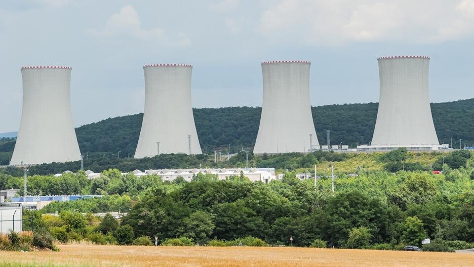 Pohľad na Atómové elektrárne v Mochovciach