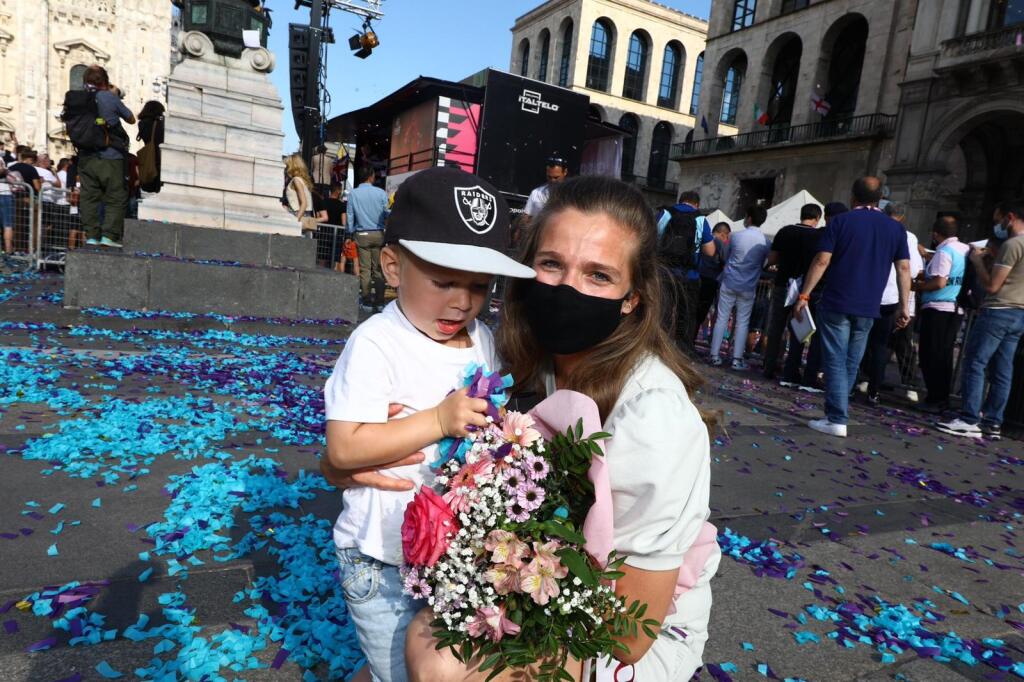 Katka strážila Marlona, kým si otec Peter plnil mediálne povinnosti.
