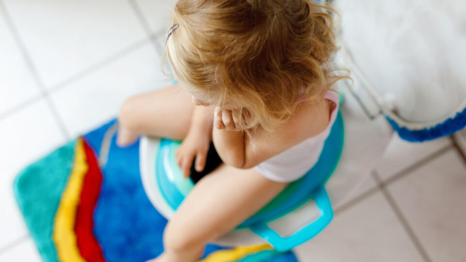 Closeup,Of,Cute,Little,Toddler,Baby,Girl,Child,Sitting,On