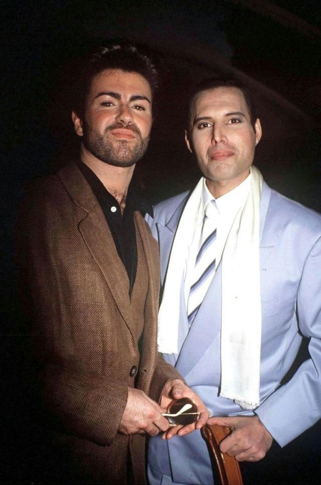 Spevák Queen Freddie Mercury a spevák George Michael.