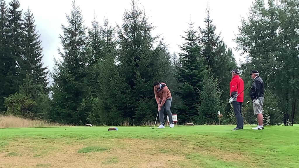 FOTO Hokejové legendy sa predviedli na golfe: Spoločnosť im robila aj známa exministerka!