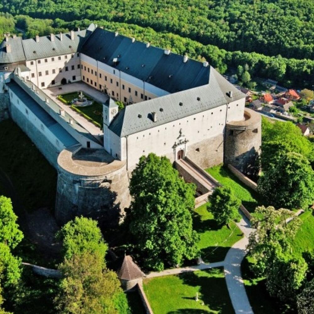Červený kameň