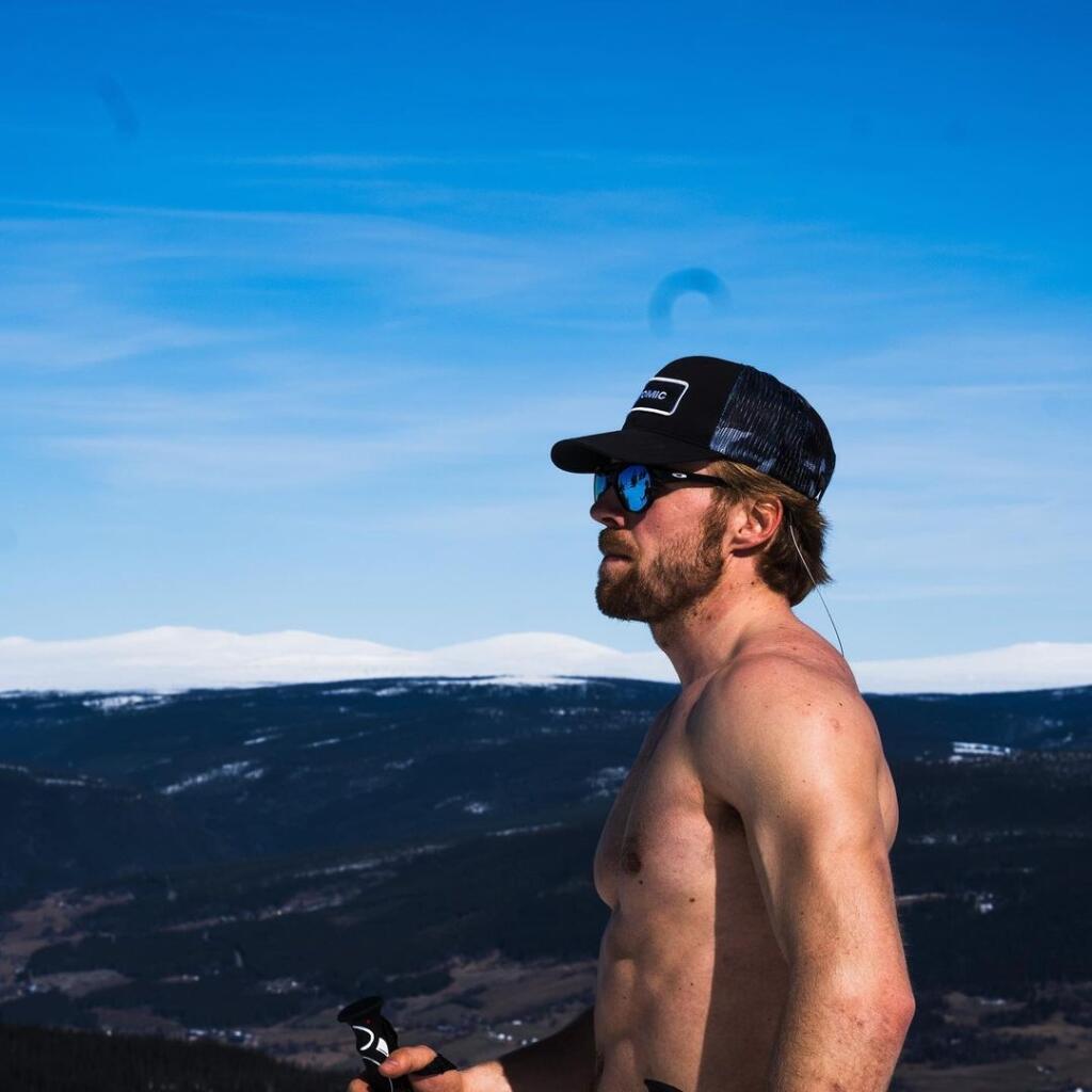Alexander Aamodt Kilde patrí medzi najsexi lyžiarov. Zaľúbil sa do Shiffrinovej.