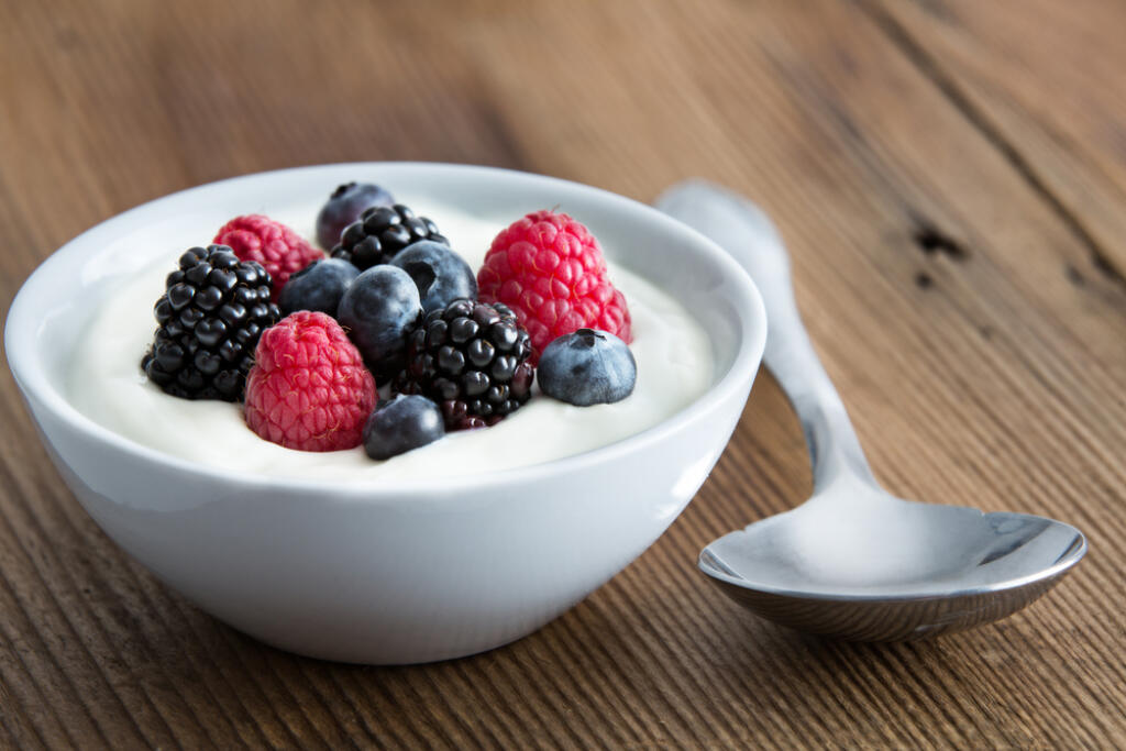 Bowl,Of,Fresh,Mixed,Berries,And,Yogurt,With,Farm,Fresh