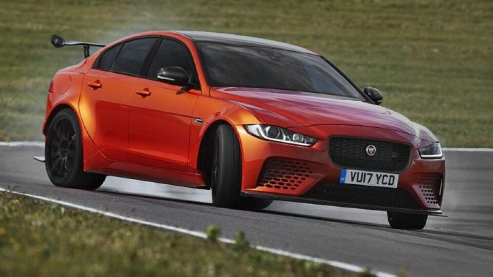 Jaguar XE SV Project 8 