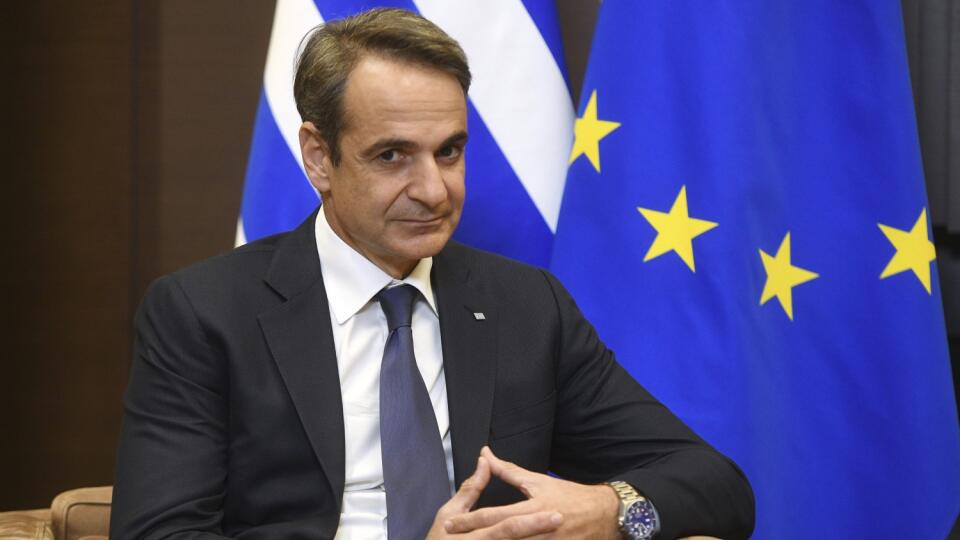 JB 20 Soči - Grécky premiér Kyriakos Mitsotakis počas stretnutia s ruským prezidentom Vladimirom Putinom v rezidencii Bočarov Ručei v čiernomorskom letovisku Soči 8. decembra 2021. FOTO TASR/AP
Greek Prime Minister Kyriakos Mitsotakis attends his meeting with Russian President Vladimir Putin at Bocharov Ruchei residence in the Black Sea resort of Sochi Russia, Wednesday, Dec. 8, 2021. (Evgeny Odinokov, Sputnik, Kremlin Pool Photo via AP)