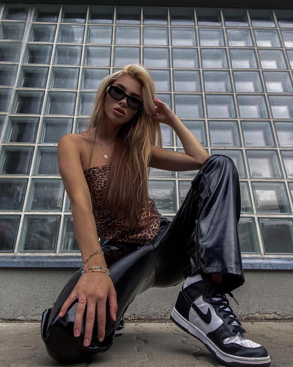 Speváčka Ronie