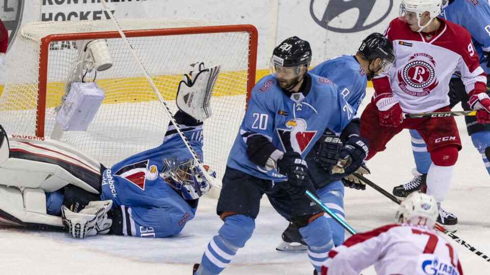 Slovan v uplynulej sezóne bol fackovacím panákom celej KHL a spomedzi všetkých tímov získal najmenej bodov.