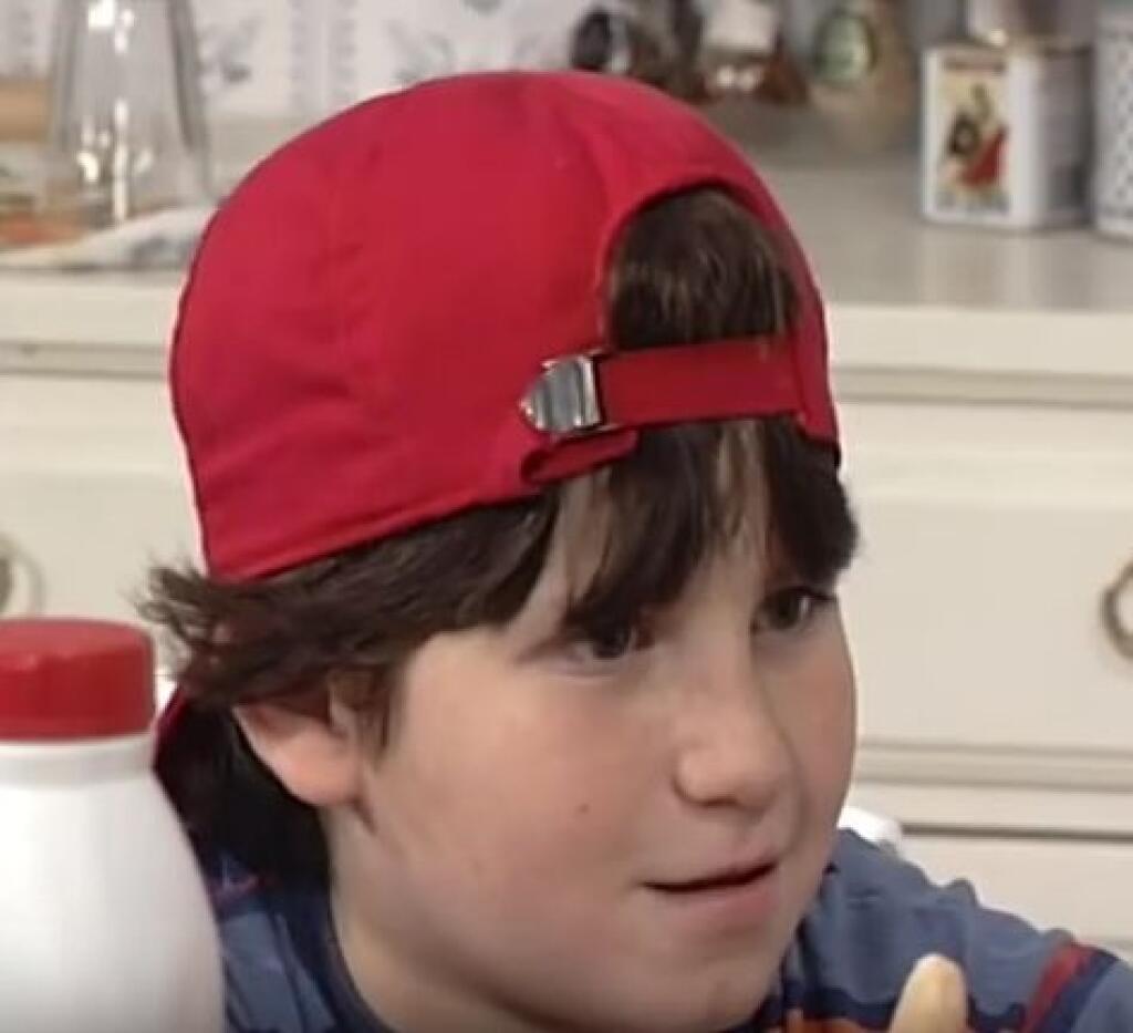Gamuzo si v telenovele Divoký anjel zahral Milinho malého kamaráta.