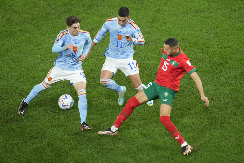 Španieli vypadli už v osemfinále a tréner Luis Enrique na lavičke reprezentácie skončil.