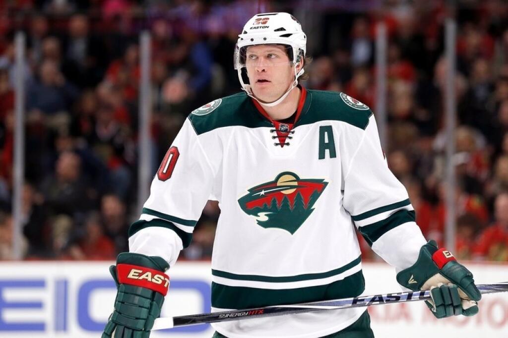 12. Ryan Suter - 103 526 731 dolárov