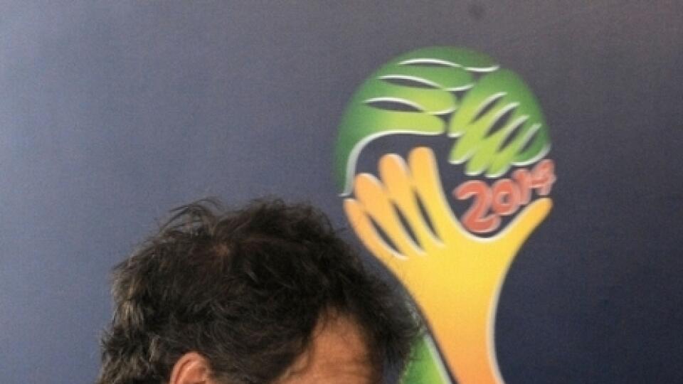 Tréner reprezentácie Francúzska Laurent Blanc.
