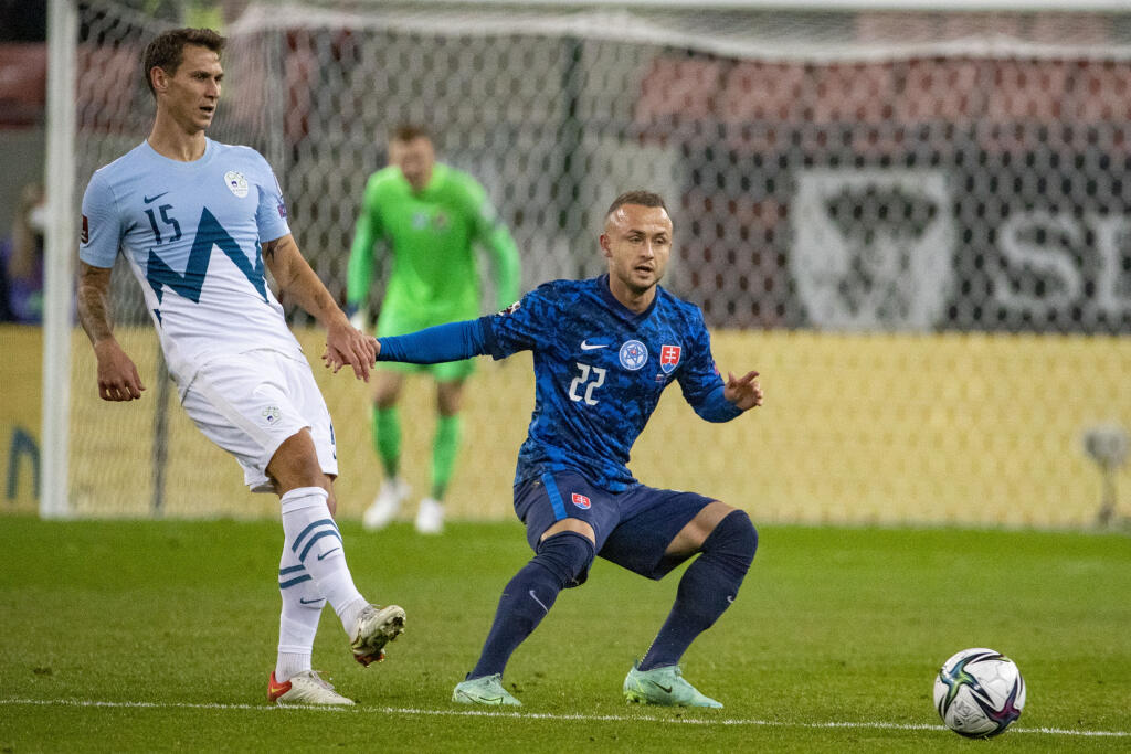 Lobotka odkúpil podiel v druholigovej Podbzerovej a je spolumajiteľ klubu.