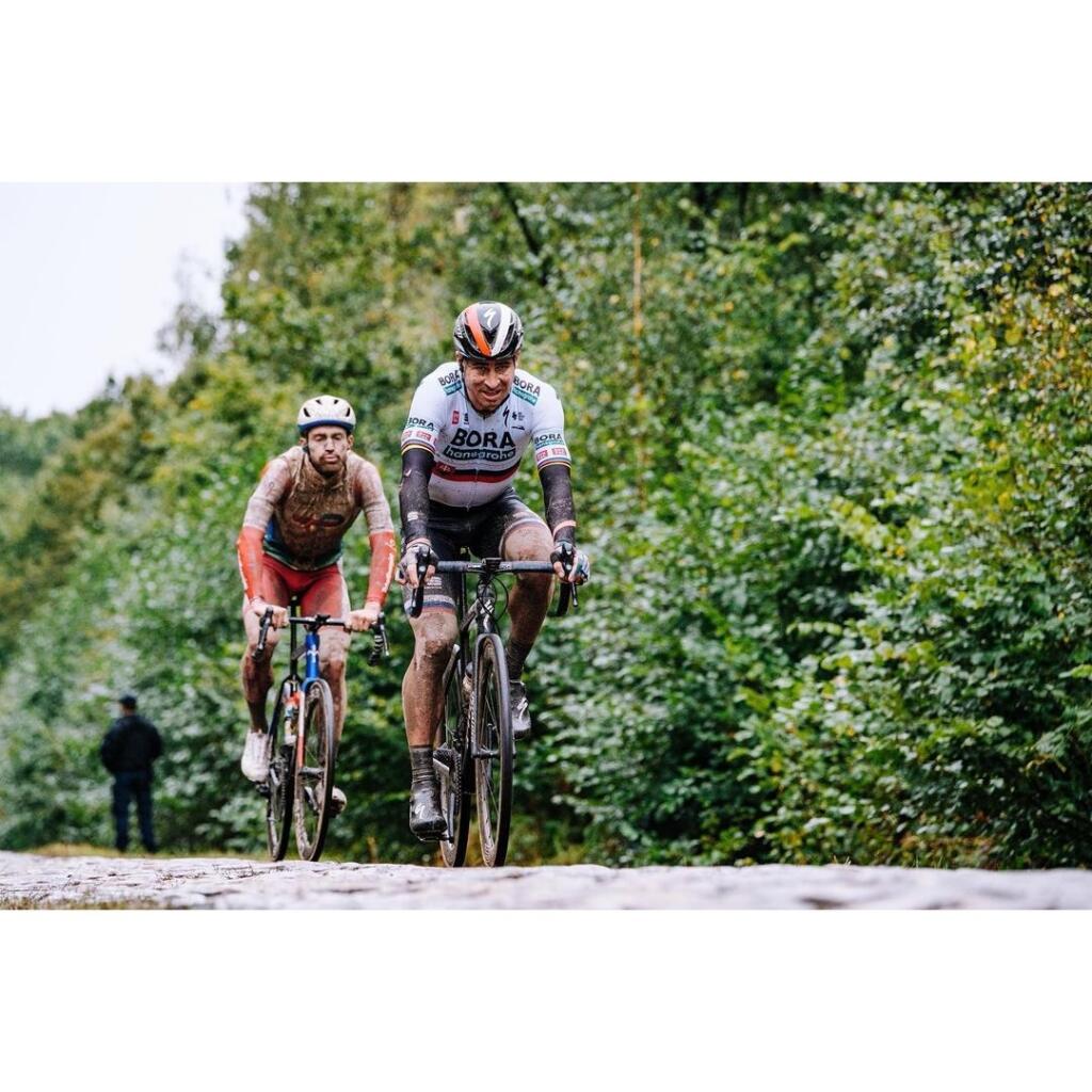 Peter Sagan si na Paríž - Roubaix užil blata dosť na celý život.